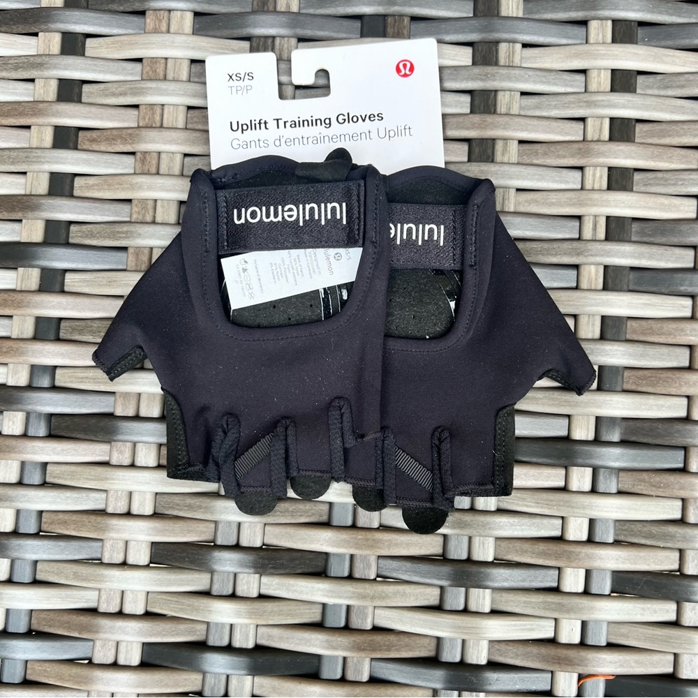 Lululemon Training Gloves XS